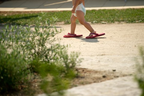 A pelenka szoríthat, de a papucs nem