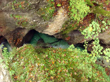 Szurdokba vájt folyómeder