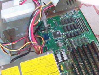 Még egy kép a hardverről - ezúttal fentről